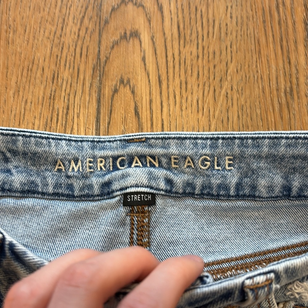 American Eagle Outfitters Curvy Mom Short - Picture 2 of 7